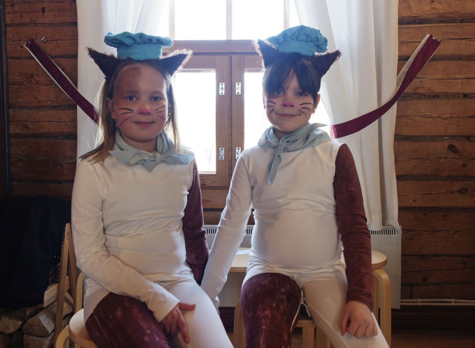 Juhlailtamien esiintyjiä